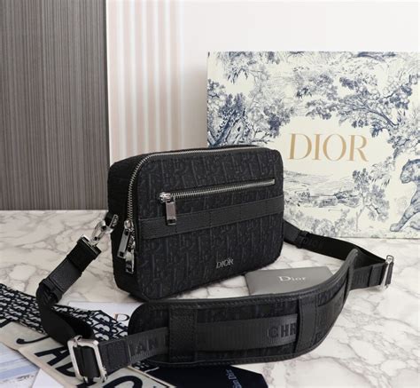 Dior safari messenger bag